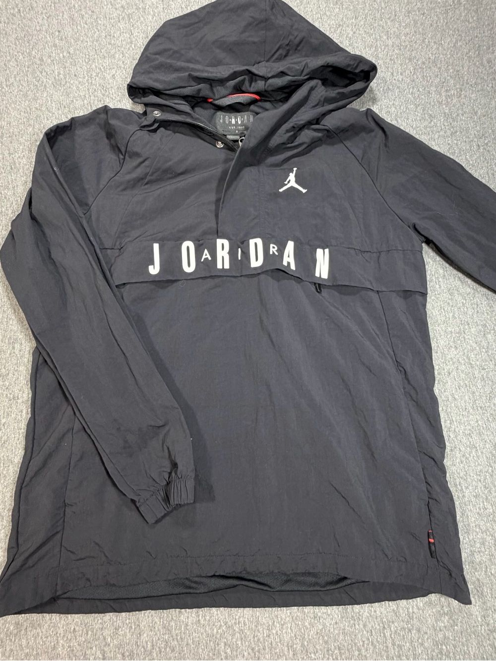 Jordan Jacket Men’s Small Black Hooded Pullover Windbreaker 942729-011
